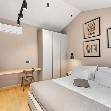 Lux Dajo With Pool & Sauna By Vacayvillas Kirmenjak