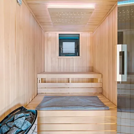 Lux Dajo With Pool & Sauna By Vacayvillas Kirmenjak