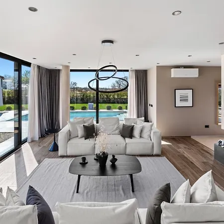 Lux Dajo With Pool & Sauna By Vacayvillas * Kirmenjak