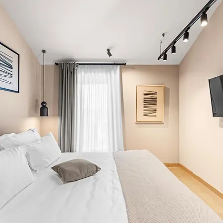 Lux Dajo With Pool & Sauna By Vacayvillas
