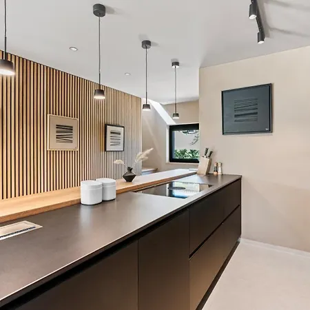 Lux Dajo With Pool & Sauna By Vacayvillas فيلة Kirmenjak