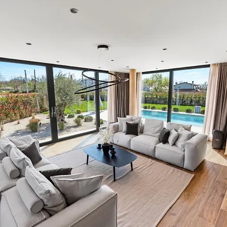 فيلة Lux Dajo With Pool & Sauna By Vacayvillas Kirmenjak